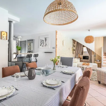 Holiday home La Perle Bandolaise - Welkeys *